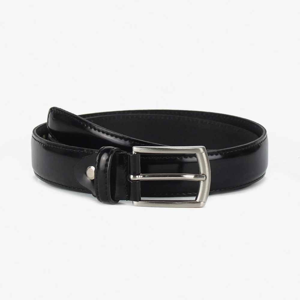 Cintura classica abrasivata in pelle di colore nero