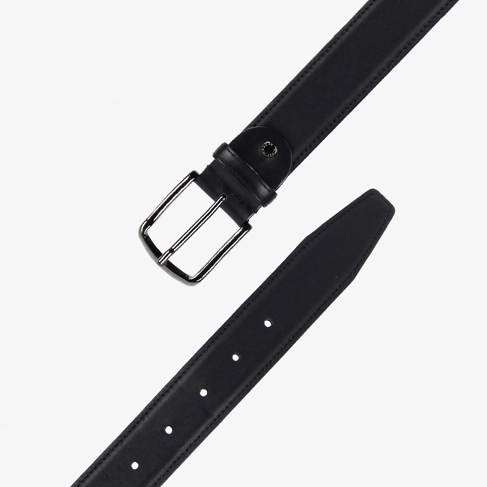 Cintura in pelle soft tamponata di colore nero