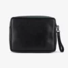 Pochette in pelle di colore nero grande con gancio da polso