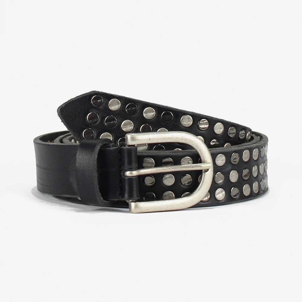 Cintura in cuoio di colore nero con microborchie argento e canna di fucile